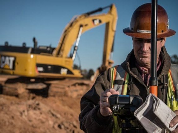 Worker using VisionLink in the field